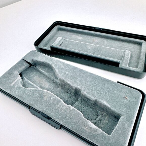 LL BEAN WATCH SWISS DATE SET OF TWO INCLUDES BOX MB MICROTEC 300FT WATER RESIST - Picture 9 of 12